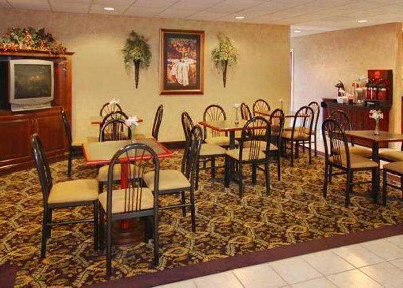 Comfort Suites Airport Columbus Restaurang bild
